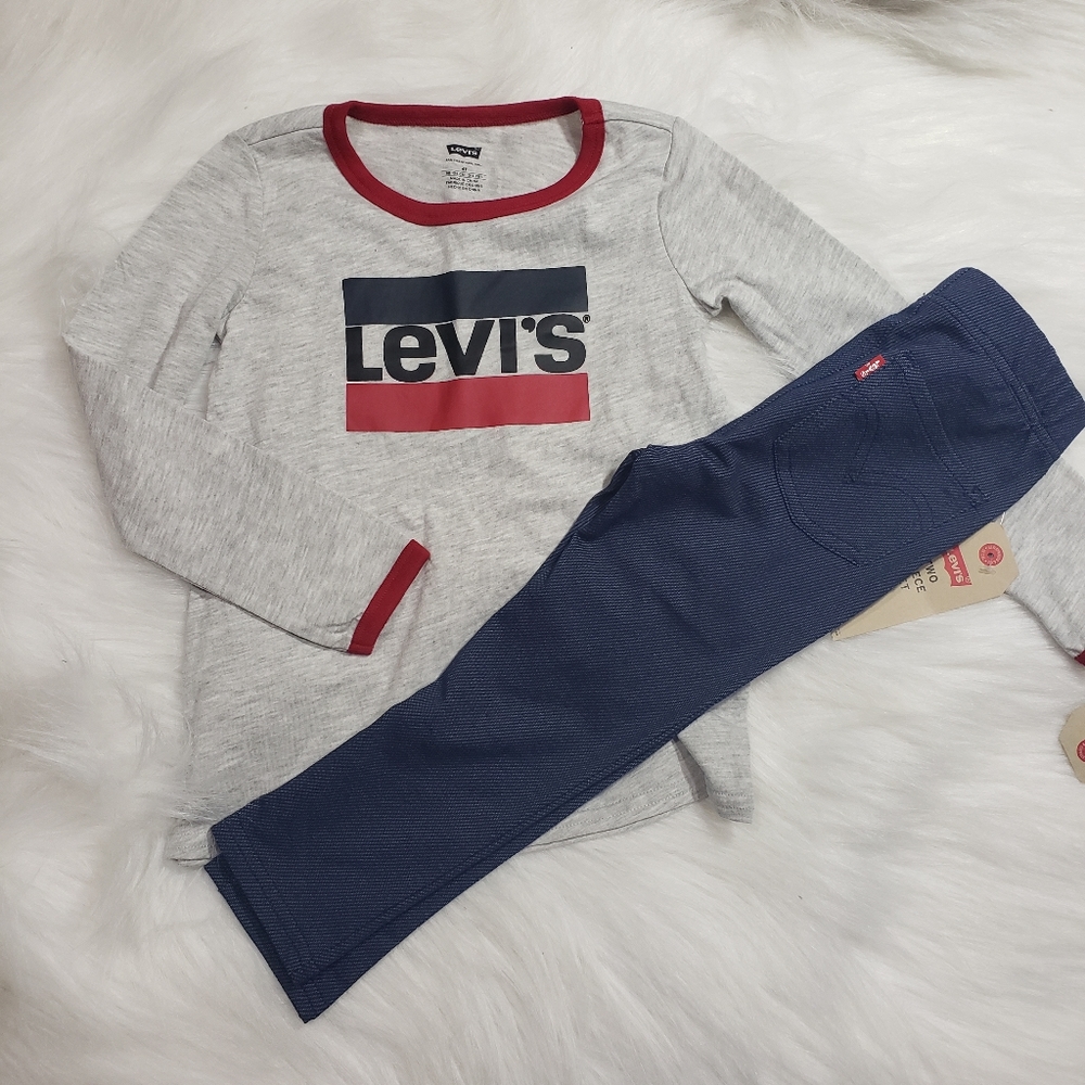 Levi's two-piece set leggings and long sleeve top size 2T